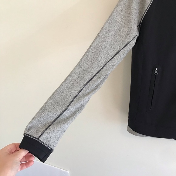 Lululemon Var-City Bomber Jacket Black / Gray - Picture 4 of 6